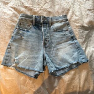 Daze Denim Shorts Size 25